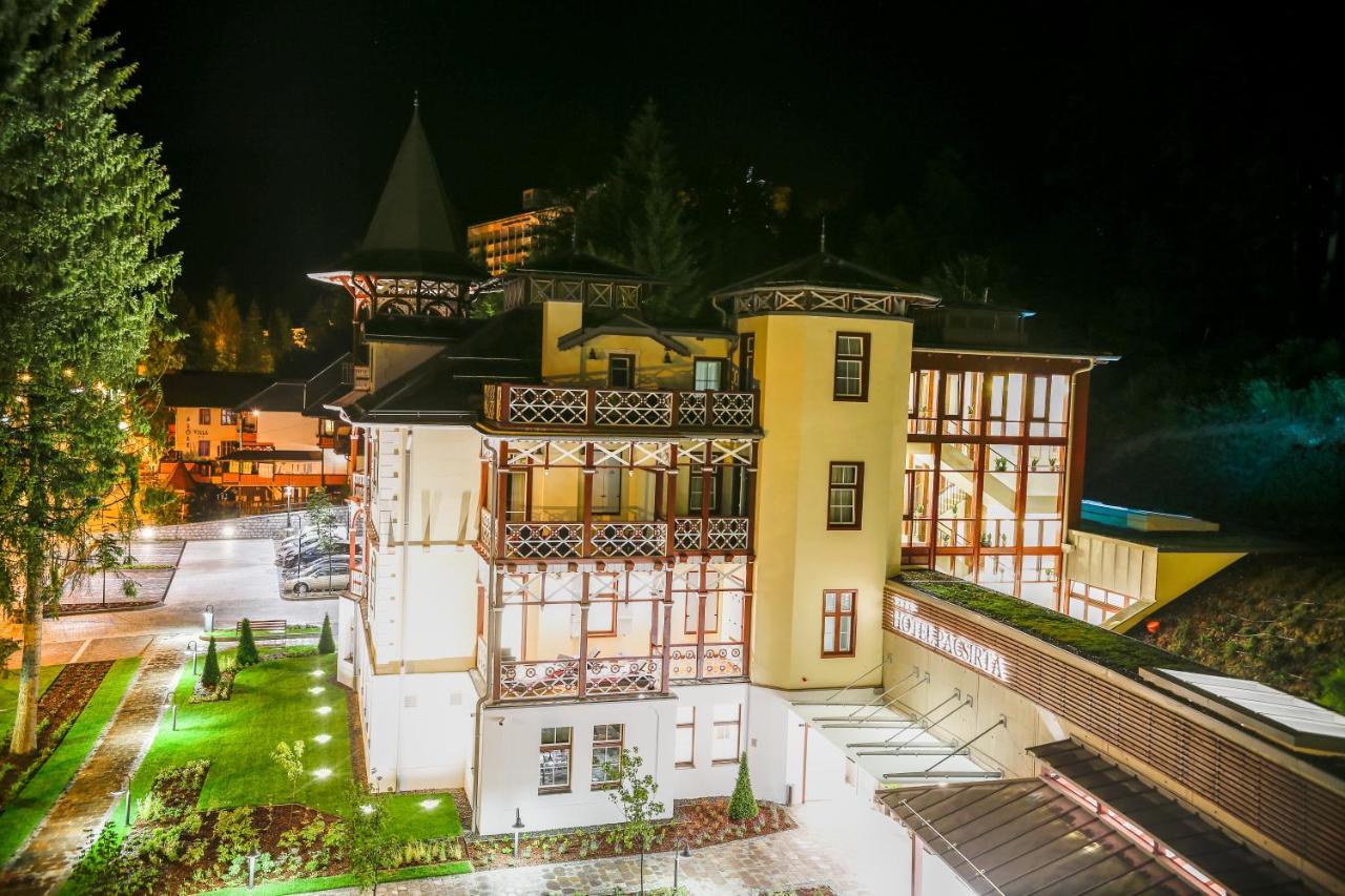 Hotel Pacsirta Sovata Exteriör bild